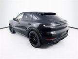 New 2025 Porsche Cayenne Coupe image 3