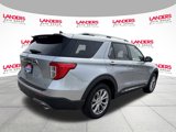 Certified 2023 Ford Explorer Limited image 3