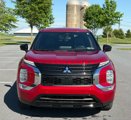 Used 2023 Mitsubishi Outlander SE image 3