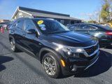 Used 2021 Kia Seltos LX image 2