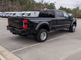 Certified 2025 Ford F450 Platinum w/ FX4 Off-Road Package image 4