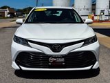 Used 2019 Toyota Camry LE image 3