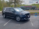 Used 2023 Kia Carnival LX image 2