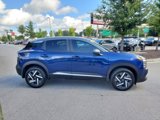 Used 2025 Nissan Kicks SV w/ Illumination Package image 2