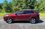 Used 2019 Jeep Cherokee Limited image 3
