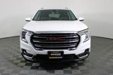 Used 2024 GMC Terrain SLT image 3
