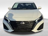 Used 2023 Nissan Altima 2.5 SV image 2