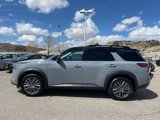 New 2025 Nissan Pathfinder SL image 2