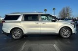 New 2025 Kia Carnival EX image 3