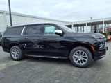 New 2025 Chevrolet Suburban Premier image 3