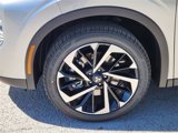 New 2025 Mitsubishi Outlander SE image 5