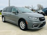 Certified 2022 Chrysler Pacifica Touring-L image 2