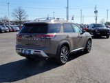 New 2025 Nissan Pathfinder Platinum w/ Cargo Package image 5