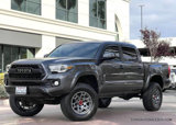 Used 2017 Toyota Tacoma SR5 image 2