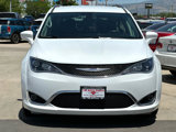 Used 2018 Chrysler Pacifica Touring-L w/ Premium Audio Group image 2