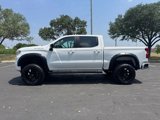 Used 2022 Chevrolet Silverado 1500 RST image 2