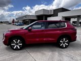 New 2025 Mitsubishi Outlander SE image 4