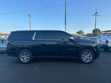 Used 2023 Chevrolet Suburban Premier image 2