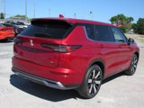 New 2025 Mitsubishi Outlander SE image 3
