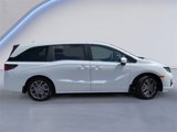 New 2026 Honda Odyssey Touring image 3