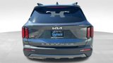 Used 2022 Kia Sorento S image 4