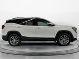 Used 2024 GMC Terrain SLT image 2