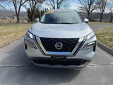 Used 2021 Nissan Rogue SV image 2