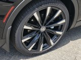 New 2025 Toyota Crown Platinum image 5