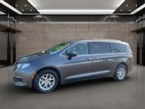 Used 2020 Chrysler Voyager Lxi image 2