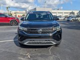 Used 2022 Volkswagen Taos SE image 2