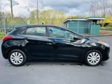 Used 2017 Hyundai Elantra GT image 6