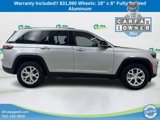 Used 2023 Jeep Grand Cherokee Limited image 4