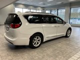 Used 2020 Chrysler Pacifica Limited image 6