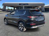 New 2025 Mitsubishi Outlander SE image 2