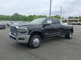 New 2025 RAM 3500 Limited image 2