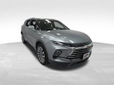 Certified 2025 Chevrolet Blazer Premier w/ Driver Confidence II Package image 3
