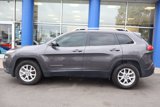 Used 2018 Jeep Cherokee Latitude Plus w/ Comfort/Convenience Group image 2