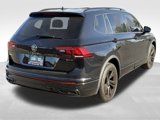 Used 2023 Volkswagen Tiguan SE R-Line image 6