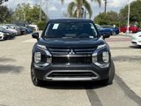 New 2025 Mitsubishi Outlander SE image 2