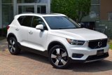 Used 2022 Volvo XC40 T5 Momentum w/ Premium Package image 3