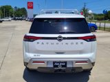 New 2025 Nissan Pathfinder SL w/ SL Premium Package image 3