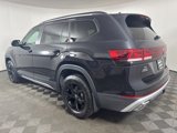 New 2025 Volkswagen Atlas Peak Edition SE image 6
