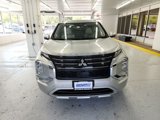 Used 2023 Mitsubishi Outlander SEL image 2