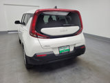 Used 2022 Kia Soul LX image 6