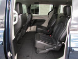 Used 2023 Chrysler Pacifica Touring-L image 6