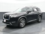 Used 2023 Nissan Pathfinder SL image 2
