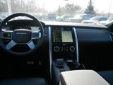 Used 2024 Land Rover Discovery Dynamic SE image 4