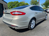 Used 2015 Ford Fusion SE image 3