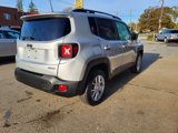 Used 2019 Jeep Renegade Latitude w/ Cold Weather Group image 5