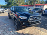 Used 2017 Toyota Tacoma TRD Off-Road image 3